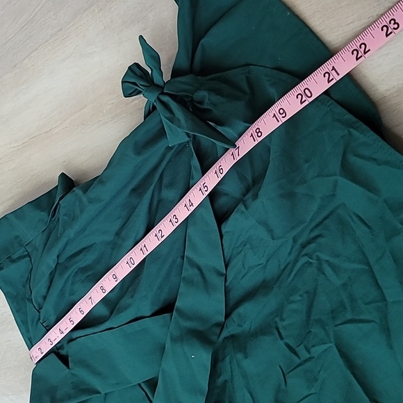 NWT Nine West Green wrap top size S. - Picture 8 of 8
